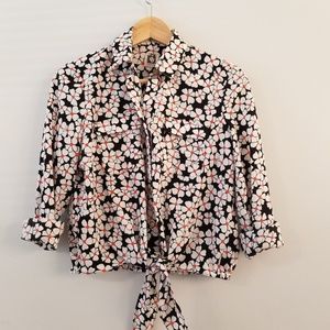 HOST PICK 🌼 Anne Klein cropped front tie blouse